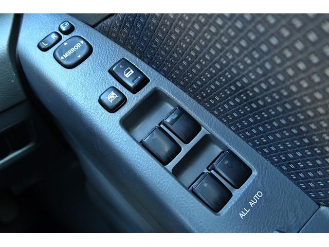 アイシス プラタナリミテッド　後期型　両側電動スライドＤ　社外ＨＤＤナビ　ＴＶ　Ｂカメラ　ＤＶＤ　音楽録音　ＥＴＣ　スマートキー　純正エアロ　純正ＡＷ　ＨＩＤ　フォグ　Ｄバイザー　ＩＳＯＦＩＸ　前後ドラレコ　革巻Ｈ　パドルシフト（22枚目）