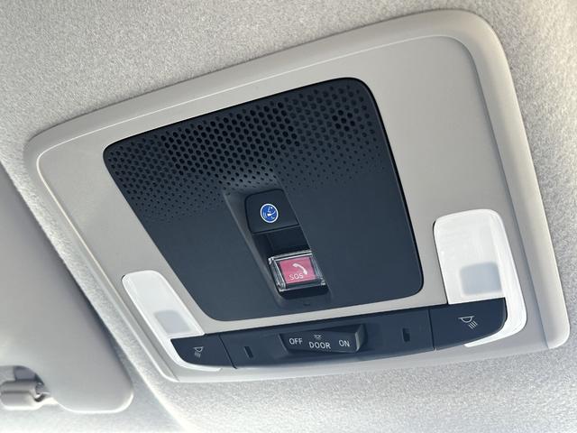 フリード ｅ：ＨＥＶクロスター　９インチホンダコネクトナビ　マルチビューカメラ　ルーフレール　ＥＴＣ　Ａｐｐｌｅｃａｒｐｌａｙ　ａｎｄｒｏｉｄａｕｔｏ　フルセグ　シートヒーター（28枚目）