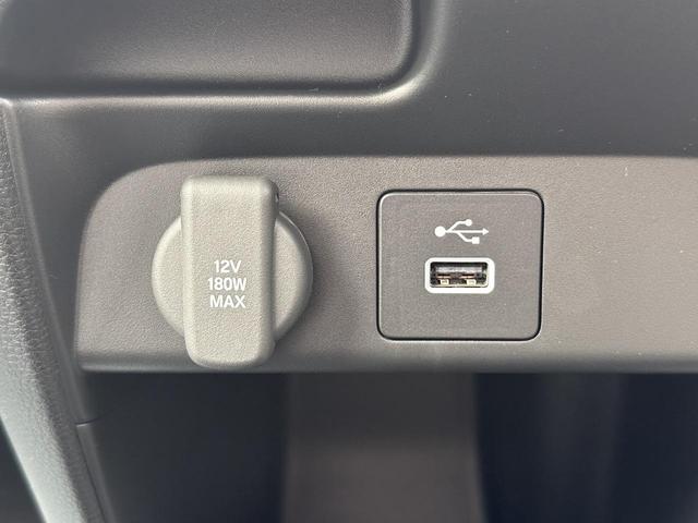 フリード ｅ：ＨＥＶエアー　ＥＸ　９インチホンダ純正コネクトナビ　マルチビューカメラ　ＥＴＣ　Ａｐｐｌｅｃａｒｐｌａｙ　ａｎｄｒｏｉｄａｕｔｏ　フルセグ（27枚目）