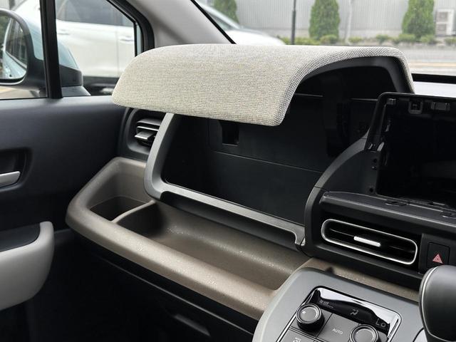 フリード ｅ：ＨＥＶエアー　ＥＸ　９インチホンダ純正コネクトナビ　マルチビューカメラ　ＥＴＣ　Ａｐｐｌｅｃａｒｐｌａｙ　ａｎｄｒｏｉｄａｕｔｏ　フルセグ（28枚目）