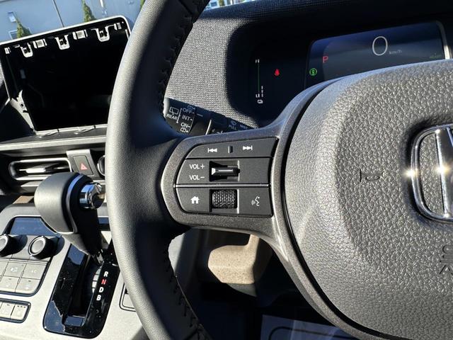 フリード ｅ：ＨＥＶエアー　ＥＸ　９インチホンダ純正コネクトナビ　バックカメラ　ＥＴＣ　Ａｐｐｌｅｃａｒｐｌａｙ　ａｎｄｒｏｉｄａｕｔｏ　フルセグ　保証継承付き（18枚目）