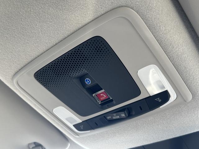 フリード ｅ：ＨＥＶエアー　ＥＸ　９インチホンダ純正コネクトナビ　バックカメラ　ＥＴＣ　Ａｐｐｌｅｃａｒｐｌａｙ　ａｎｄｒｏｉｄａｕｔｏ　フルセグ　保証継承付き（30枚目）