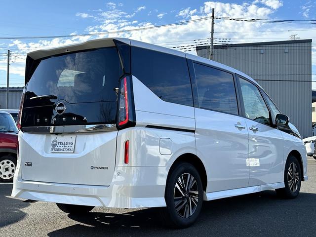 セレナ ｅ－パワー　ハイウェイスターＶ　セットオプション◇１　１２．３インチナビゲーション　３６０°アラウンドビューモニター　ＥＴＣ２．０　ドラレコ前後　ＨＤＭＩ　ｅｔｃ・・・（12枚目）