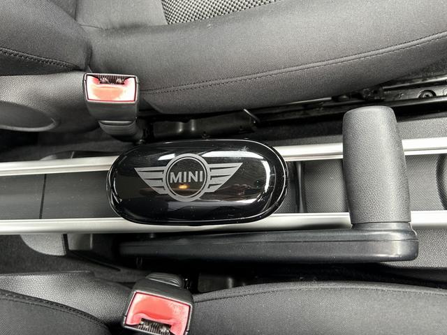 ＭＩＮＩ クーパー　クロスオーバー　メモリーナビ　ＥＴＣ　禁煙車　保証書付（20枚目）