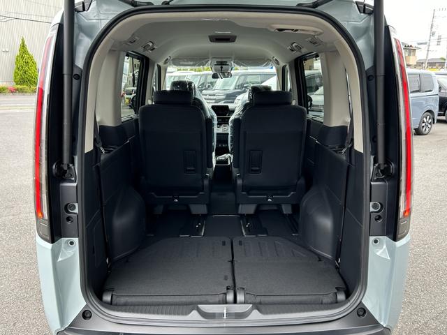 ステップワゴン e:HEVエアー EX 11.4型純正ナビ マルチビューカメラ ETC2.0 AppleCarPlay/AndroidAuto対応 シートヒーター両側パワースライド 内装ブラック パワーバックドア(17枚目)