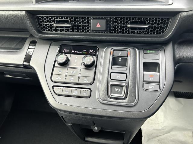 ステップワゴン e:HEVエアー EX 11.4型純正ナビ マルチビューカメラ ETC2.0 AppleCarPlay/AndroidAuto対応 シートヒーター両側パワースライド 内装ブラック パワーバックドア(28枚目)