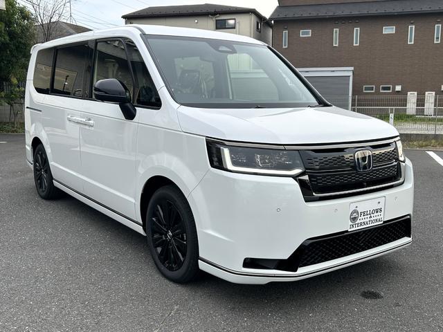 ステップワゴン eHEVスパーダプレミアムラインブラックエディション 9型純正ナビ マルチビューカメラ ETC2.0 1.2列目シートヒーター パワーバックドア AppleCarPlay/Android対応(7枚目)