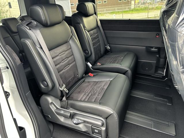 ステップワゴン eHEVスパーダプレミアムラインブラックエディション 9型純正ナビ マルチビューカメラ ETC2.0 1.2列目シートヒーター パワーバックドア AppleCarPlay/Android対応(18枚目)