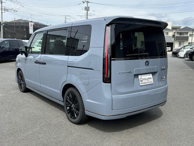 ステップワゴン eHEVスパーダプレミアムラインブラックエディション 11.4型純正ナビ マルチビューカメラ ETC2.0 両側パワースライド パワーバックドア 1列目2列目シートヒーター AppleCarPlay/Android対応(13枚目)