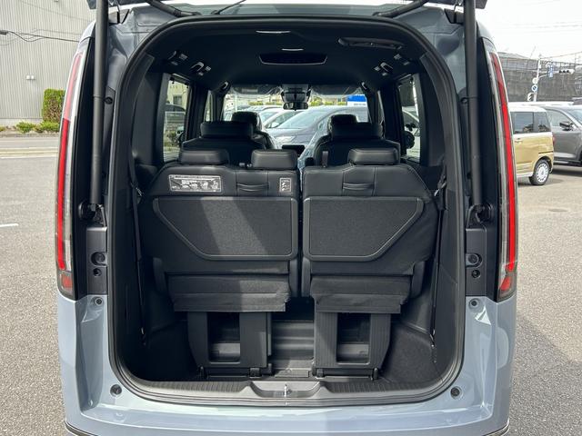 ステップワゴン eHEVスパーダプレミアムラインブラックエディション 11.4型純正ナビ マルチビューカメラ ETC2.0 両側パワースライド パワーバックドア 1列目2列目シートヒーター AppleCarPlay/Android対応(16枚目)