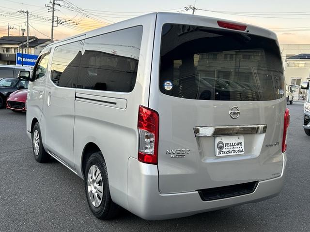 NV350キャラバンバン ロングプレミアムGX トランスポーター フロア床張り&サイドボックス 1オーナー禁煙車 純正ナビ アラウンドモニター オートスライド ETC2.0 ドライブレコーダー(14枚目)
