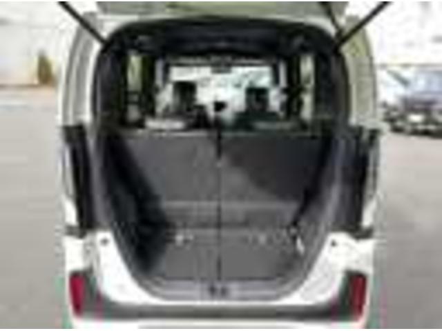 Ｎ－ＢＯＸカスタム ターボ　純正８型ディスプレイオーディオ　バックカメラ　ＥＴＣ　ＡｐｐｌｅＣａｒＰｌａｙ／ＡｎｄｒｏｉｄＡｕｔｏ対応　両側パワースライド　シートヒーター（14枚目）