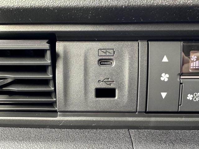 Ｎ－ＢＯＸカスタム ターボ　純正９型コネクトナビ　バックカメラ　ＥＴＣ　ＡｐｐｌｅＣｒａＰｌａｙ／ＡｎｄｒｏｉｄＡｕｔｏ対応　シートヒーター　両側パワースライド（24枚目）