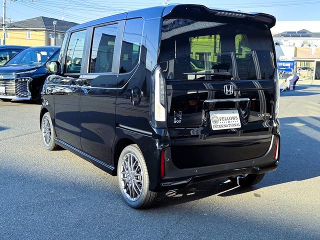 Ｎ－ＢＯＸカスタム ターボ　純正９インチコネクトナビ　バックカメラ　ＥＴＣ　ＡｐｐｌｅＣａｒＰｌａｙ／ＡｎｄｒｏｉｄＡｕｔｏ対応　シートヒーター　両側パワースライド（11枚目）