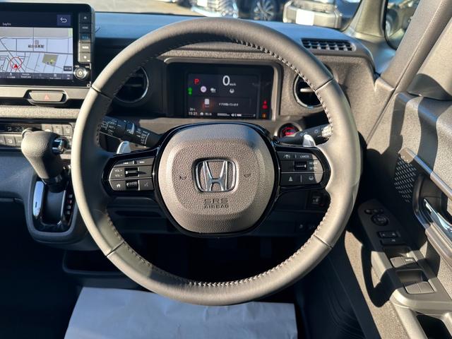 Ｎ－ＢＯＸカスタム ターボ　純正９インチコネクトナビ　バックカメラ　ＥＴＣ　ＡｐｐｌｅＣａｒＰｌａｙ／ＡｎｄｒｏｉｄＡｕｔｏ対応　シートヒーター　両側パワースライド（18枚目）