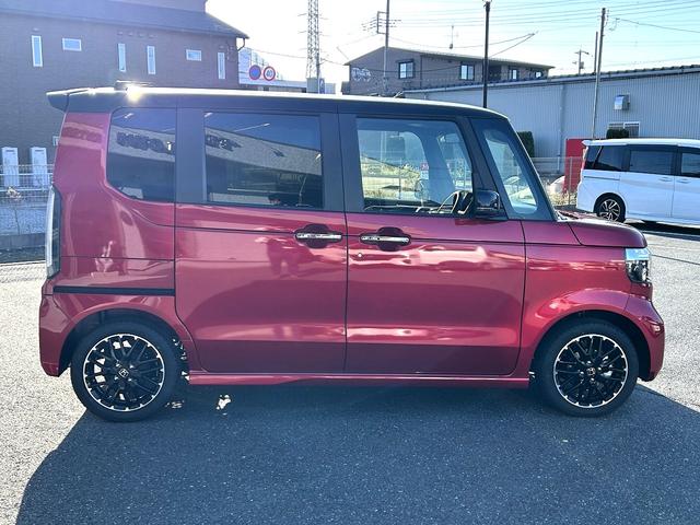 Ｎ－ＢＯＸカスタム ターボコーディネートスタイル　純正９型ナビ　バックカメラ　　ＬＥＤフォグライト　ＥＴＣ　ＡｐｐｌｅＣａｒＰｌａｙ／ＡｎｄｒｏｉｄＡｕｔｏ対応　シートヒーター　両側パワースライド（8枚目）