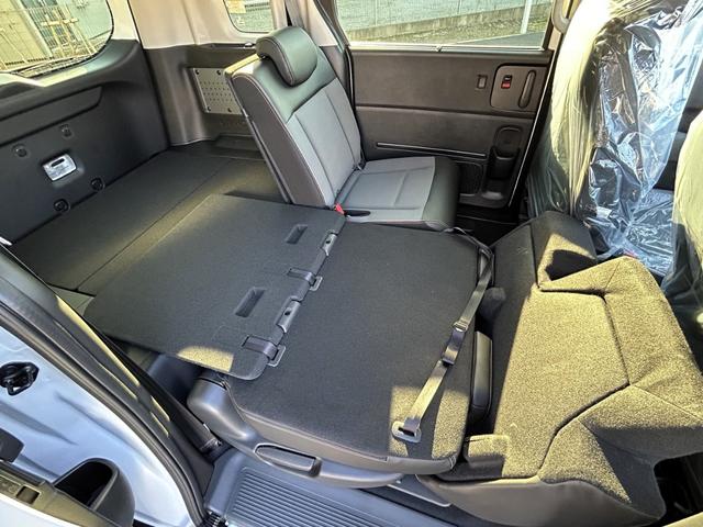 フリード ｅ：ＨＥＶクロスター　純正９インチコネクトナビ　バックカメラ　ＥＴＣ　リアクーラー　ＡｐｐｌｅＣａｒＰｌａｙ／ＡｎｄｒｏｉｄＡｕｔｏ対応　シートヒーター　両側パワースライド（17枚目）