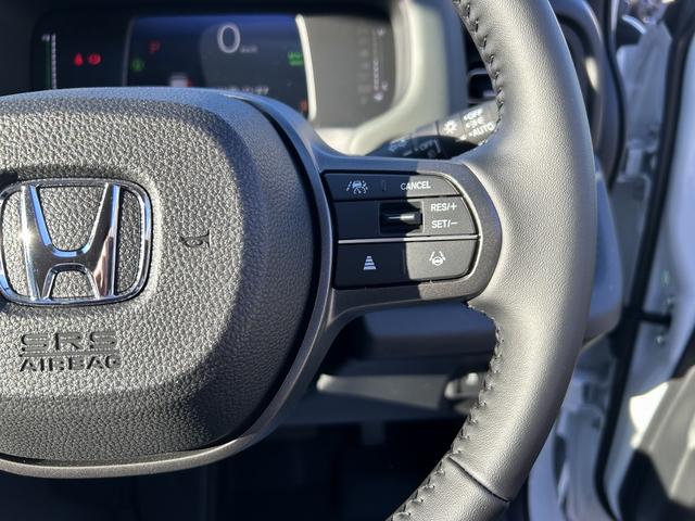 フリード ｅ：ＨＥＶクロスター　純正９インチコネクトナビ　バックカメラ　ＥＴＣ　リアクーラー　ＡｐｐｌｅＣａｒＰｌａｙ／ＡｎｄｒｏｉｄＡｕｔｏ対応　シートヒーター　両側パワースライド（24枚目）