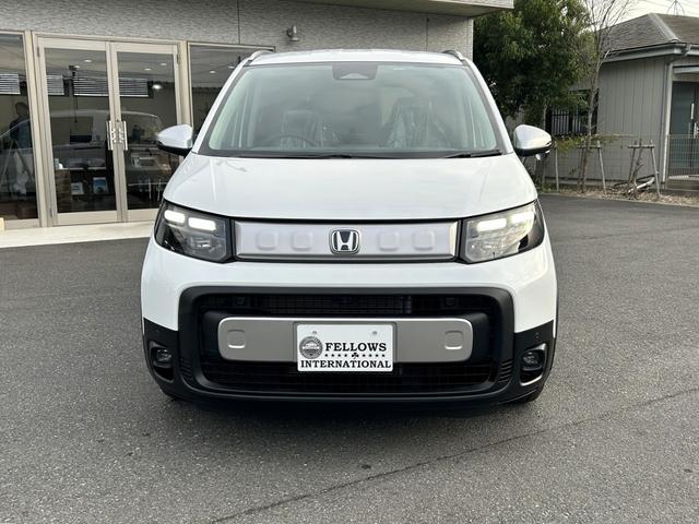 フリード e:HEVクロスター 純正9インチコネクトナビ マルチビューカメラ ETC アダプティブドライビングビーム 後退出庫サポート リアクーラー AppleCarPlay/AndroidAuto対応 シートヒーター 両側電動ドア(7枚目)