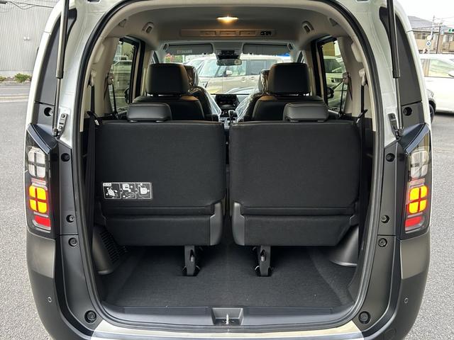 フリード e:HEVクロスター 純正9インチコネクトナビ マルチビューカメラ ETC アダプティブドライビングビーム 後退出庫サポート リアクーラー AppleCarPlay/AndroidAuto対応 シートヒーター 両側電動ドア(16枚目)