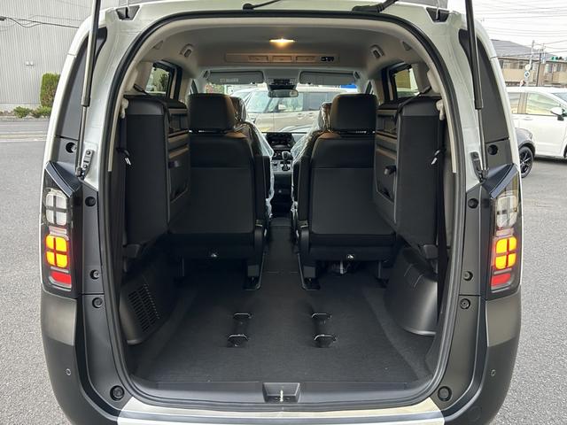 フリード e:HEVクロスター 純正9インチコネクトナビ マルチビューカメラ ETC アダプティブドライビングビーム 後退出庫サポート リアクーラー AppleCarPlay/AndroidAuto対応 シートヒーター 両側電動ドア(17枚目)