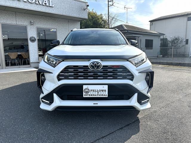 ＲＡＶ４ Ｇ　ＴＲＤエアロ　社外ホイール　ＧＤマフラー　９インチ純正ナビ　バックカメラ　ＥＴＣ　ＡＣコンセント　デジタルインナーミラー　スタッドレス付き　パワーバックドア　１オーナー　スマートキー×２（7枚目）