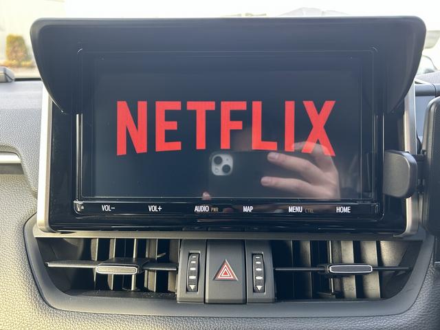 ＲＡＶ４ Ｇ　ＴＲＤエアロ　社外ホイール　ＧＤマフラー　９インチ純正ナビ　バックカメラ　ＥＴＣ　ＡＣコンセント　デジタルインナーミラー　スタッドレス付き　パワーバックドア　１オーナー　スマートキー×２（23枚目）