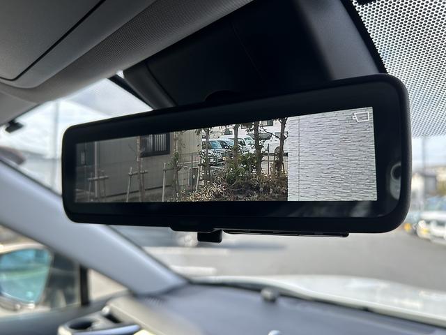 ＲＡＶ４ Ｇ　ＴＲＤエアロ　社外ホイール　ＧＤマフラー　９インチ純正ナビ　バックカメラ　ＥＴＣ　ＡＣコンセント　デジタルインナーミラー　スタッドレス付き　パワーバックドア　１オーナー　スマートキー×２（28枚目）