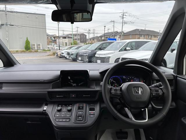 ステップワゴン ｅ：ＨＥＶスパーダ　１１．４型純正ナビ　バックカメラ　ＥＴＣ２．０　ＡｐｐｌｅＣａｒＰｌａｙ／ＡｎｄｒｏｉｄＡｕｔｏ対応　シートヒーター　パワーバックドア（20枚目）