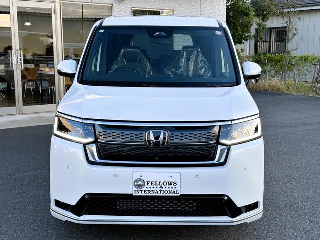 ステップワゴン スパーダ　プレミアムライン　１１．４型純正ナビ　マルチビューカメラ　ＥＴＣ２．０　フルセグＴＶ　ＡｐｐｌｅＣａｒＰｌａｙ／ＡｎｄｒｏｉｄＡｕｔｏ対応　パワーバックドア　シートヒーター（7枚目）