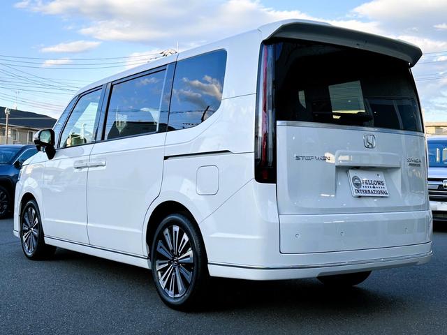 ステップワゴン スパーダ　プレミアムライン　１１．４型純正ナビ　マルチビューカメラ　ＥＴＣ２．０　フルセグＴＶ　ＡｐｐｌｅＣａｒＰｌａｙ／ＡｎｄｒｏｉｄＡｕｔｏ対応　パワーバックドア　シートヒーター（12枚目）