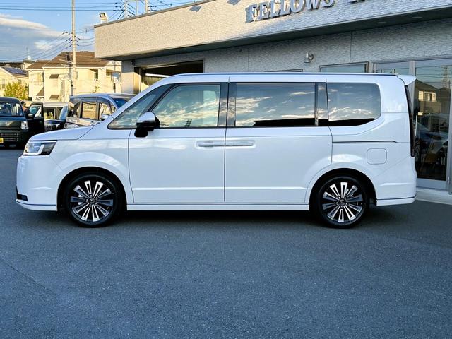 ステップワゴン スパーダ　プレミアムライン　１１．４型純正ナビ　マルチビューカメラ　ＥＴＣ２．０　フルセグＴＶ　ＡｐｐｌｅＣａｒＰｌａｙ／ＡｎｄｒｏｉｄＡｕｔｏ対応　パワーバックドア　シートヒーター（13枚目）