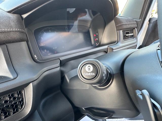 ステップワゴン スパーダ　プレミアムライン　１１．４型純正ナビ　マルチビューカメラ　ＥＴＣ２．０　フルセグＴＶ　ＡｐｐｌｅＣａｒＰｌａｙ／ＡｎｄｒｏｉｄＡｕｔｏ対応　パワーバックドア　シートヒーター（26枚目）