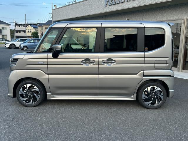 スペーシアカスタム ハイブリッドＸＳターボ　スズキコネクト対応９インチナビ　全方位モニター　ＥＴＣ　新車保証　ＡｐｐｌｅＣａｒＰｌａｙ／ＡｎｄｒｏｉｄＡｕｔｏ対応　両側パワースライド　前席シートヒーター　ステアリングヒーター（15枚目）