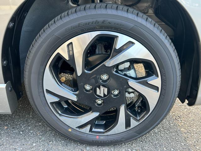 スペーシアカスタム ハイブリッドＸＳターボ　スズキコネクト対応９インチナビ　全方位モニター　ＥＴＣ　新車保証　ＡｐｐｌｅＣａｒＰｌａｙ／ＡｎｄｒｏｉｄＡｕｔｏ対応　両側パワースライド　前席シートヒーター　ステアリングヒーター（16枚目）