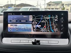 １２．３インチＴｃｏｎｎｅｃｔナビ搭載ディスプレイ　ＡｐｐｌｅＣａｒＰｌａｙ／ＡｎｄｒｏｉｄＡｕｔｏ対応　バックカメラ　ＥＴＣ２．０　前後ドライブレコーダー機能付きデジタルミラー搭載しております。 5