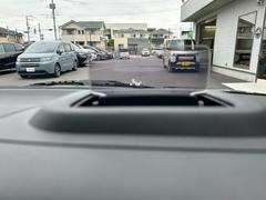 ���Ҥϡ֤狼��䤹������ɽ���פ򿴤����Ƥ���ޤ������Ǻ����ۤˤϡ���ư���ǡ��������ݸ��������ǡ������ǡ���Ͽ��³���ѡ��ݾ����������ѡ������ǡ��ꥵ����������������ܥ��ץ���󡢤��٤Ƥ��ޤޤ�Ƥ��ޤ��� 4