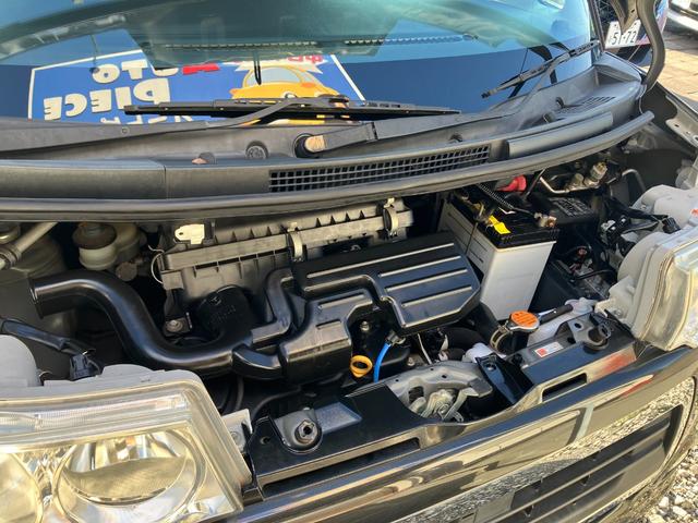 アイドリングも安定しており良好なエンジンです♪走行時の異音もありませんよ♪タイミングチェーン式のエンジンですので交換不要です♪