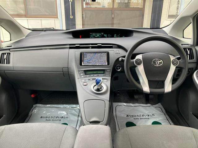 プリウス S アルパインSDナビ バックモニター フルセグTV CD DVD再生ETC スマートキー プッシュEGスタート AUTOライト FOGライト ミラーウインカー 15AW 整備記録簿付 走行4.8万キロ(6枚目)