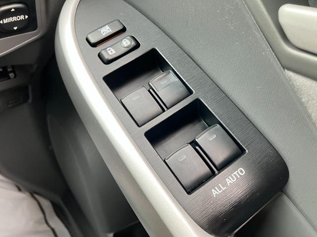 プリウス S アルパインSDナビ バックモニター フルセグTV CD DVD再生ETC スマートキー プッシュEGスタート AUTOライト FOGライト ミラーウインカー 15AW 整備記録簿付 走行4.8万キロ(21枚目)