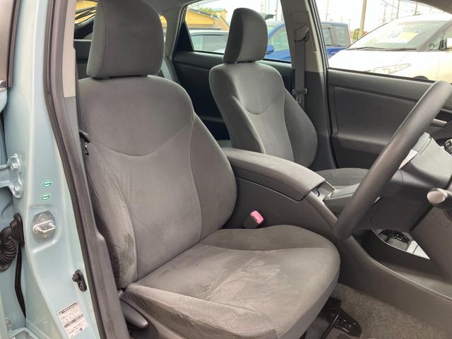 プリウス S アルパインSDナビ バックモニター フルセグTV CD DVD再生ETC スマートキー プッシュEGスタート AUTOライト FOGライト ミラーウインカー 15AW 整備記録簿付 走行4.8万キロ(25枚目)