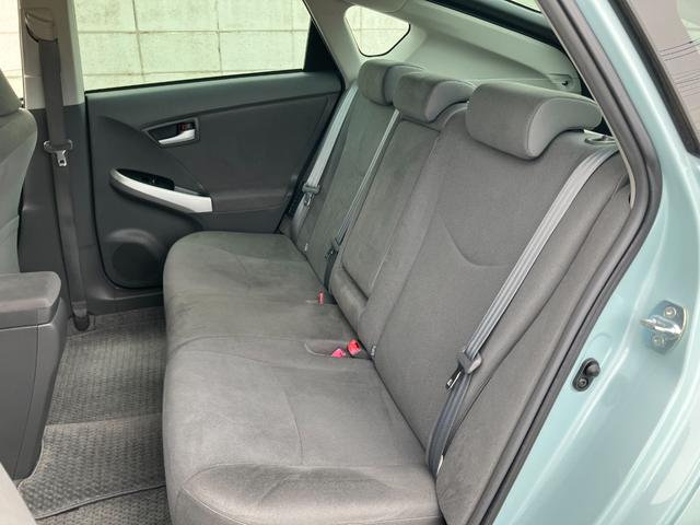 プリウス S アルパインSDナビ バックモニター フルセグTV CD DVD再生ETC スマートキー プッシュEGスタート AUTOライト FOGライト ミラーウインカー 15AW 整備記録簿付 走行4.8万キロ(29枚目)