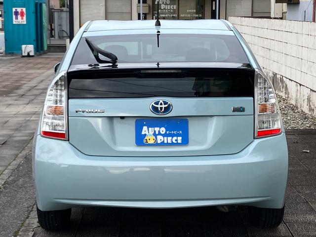 プリウス S アルパインSDナビ バックモニター フルセグTV CD DVD再生ETC スマートキー プッシュEGスタート AUTOライト FOGライト ミラーウインカー 15AW 整備記録簿付 走行4.8万キロ(53枚目)