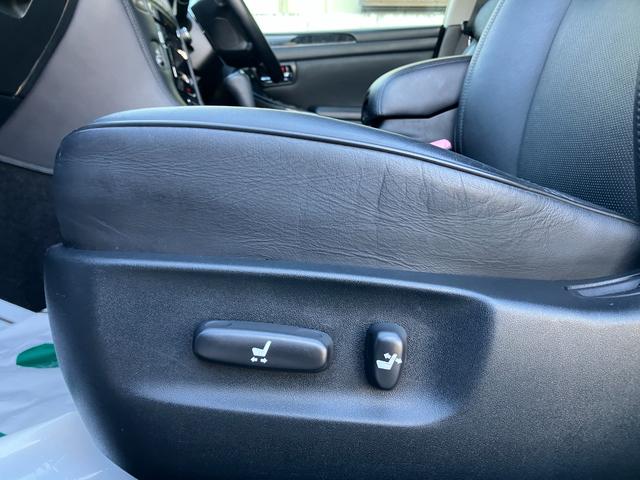 クラウン アスリート 黒本革シート HDDナビ バックモニター CD MD MSV ドラレコ スマートキー ETC クルーズコントロール HID フォグ 18インチAW MTモード付6速AT TRC AVS 後期型(32枚目)