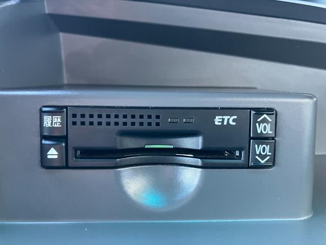 エスティマ 2.4アエラス Gエディション 後席フリップダウンモニター Pioneerナビ バックモニター Bluetooth CD/SD DVD再生 スマートキー ETC クルコン 両側パワースライドドア HIDライト フォグ 純正17AW(13枚目)