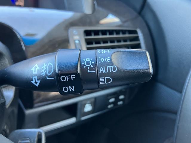 �Â��Ȃ�Ύ����_������I�[�g���C�g�R���g���[���@�\�t���ł��B�����Ń��C�g�̂n�m�^�n�e�e�����Ă���܂���