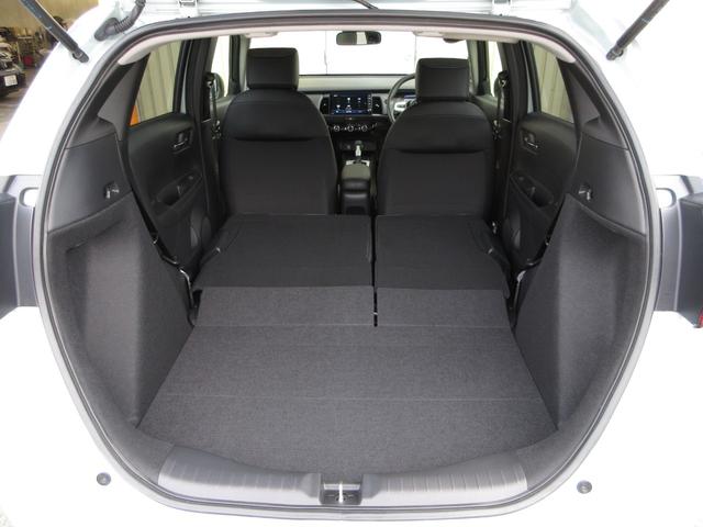 フィット ホーム 元当社社有車 禁煙車 ワンオーナー 純正9インチナビ/リアカメラ ETC USBジャック LEDオートライト ブレーキホールド機能/電子パーキング サイドカーテンSRS フルセグ Bluetooth(17枚目)