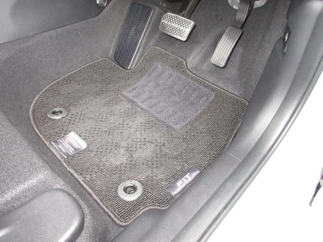 フィット ホーム 元当社社有車 禁煙車 ワンオーナー 純正9インチナビ/リアカメラ ETC USBジャック LEDオートライト ブレーキホールド機能/電子パーキング サイドカーテンSRS フルセグ Bluetooth(24枚目)