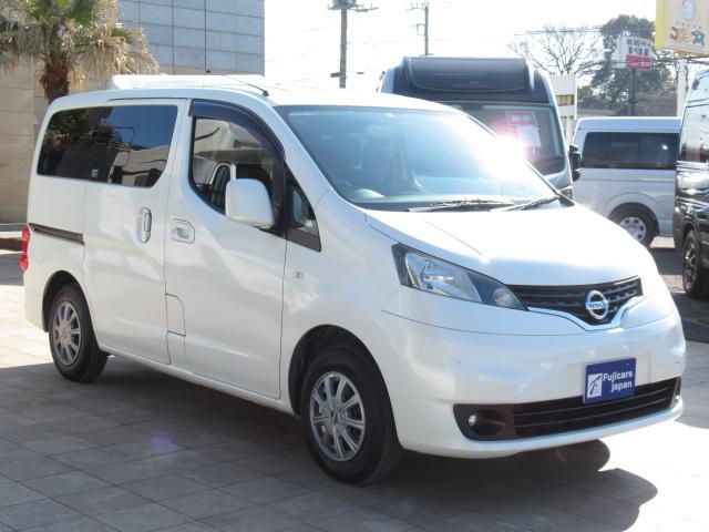 ＮＶ２００バネットワゴン 　ミスティック　ケビンプレミアム　キャンピングカー　バンコン　２ＷＤ　１６００ｃｃ　５人乗車　２人就寝　ツインサブバッテリー　１５００Ｗインバーター　電子レンジ　シンク　全面カーテン　新品ナビ（23枚目）