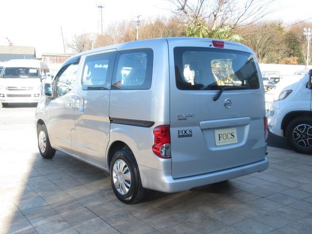 ＮＶ２００バネットワゴン 　ＦＯＣＳ　Ｌｕｚ　リノタクミ　新規架装車　フリップダウンモニター　サブバッテリー　走行充電　外部充電　ナビ切替スイッチ　キャンピングカー（66枚目）